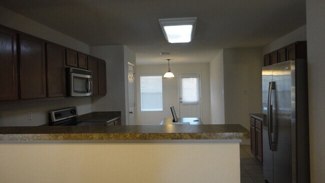 Building Photo - CONVENIENTLY LOCATED