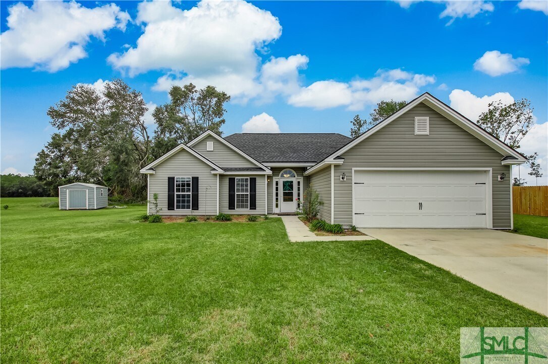 692 Park Pl, Ellabell, GA 31308 House Rental in Ellabell, GA