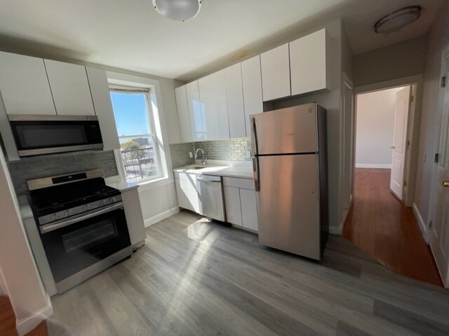 Building Photo - 401 53rd St