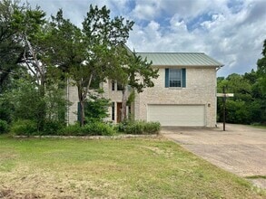 Building Photo - 1704 Yaupon Valley Rd