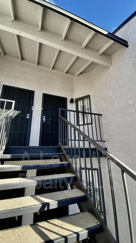 Foto del edificio - 234 W Laguna St