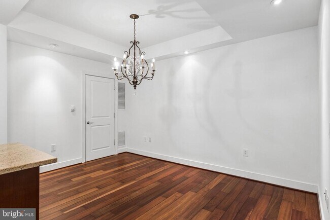 Foto del edificio - 2425 L St NW