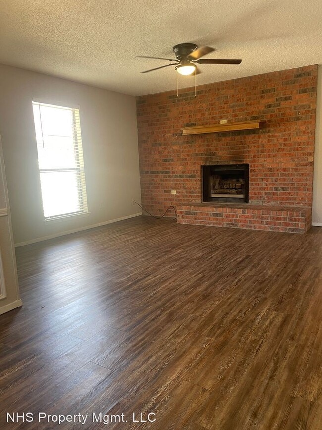 Building Photo - 2 br, 2 bath House - 2319 Miguel Lane
