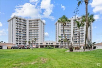 Building Photo - 2295 Gulf of Mexico Dr
