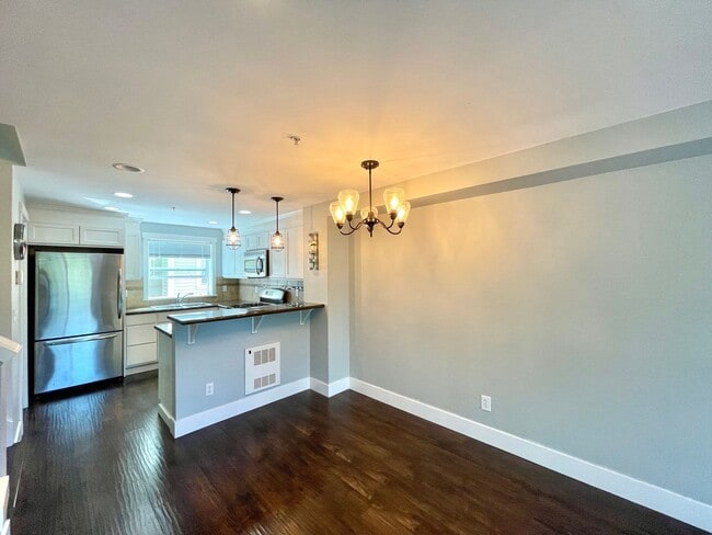 Building Photo - Great Townhome for rent