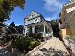 Building Photo - 460 N 3rd St