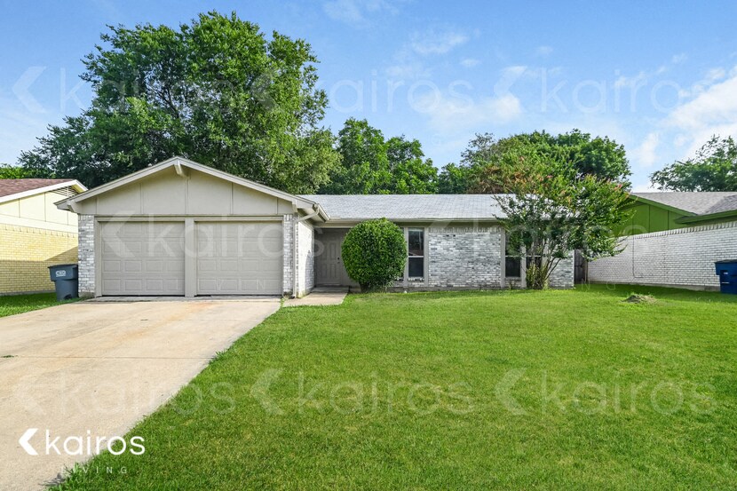 Primary Photo - 1141 Nancy Ln
