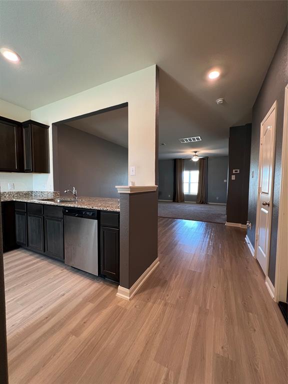 Building Photo - 2048 Mule Ridge Dr