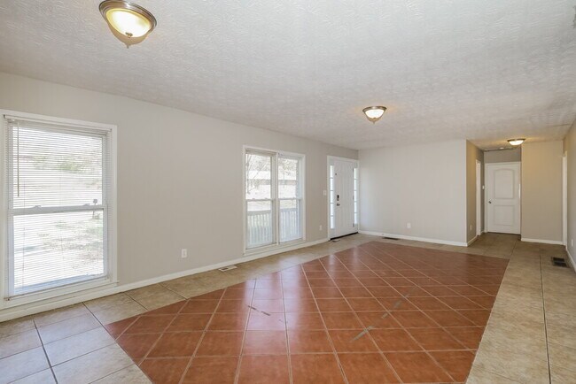 Building Photo - 369 Windemere Way