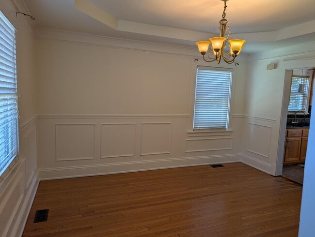Building Photo - 2905 Griffin Ave