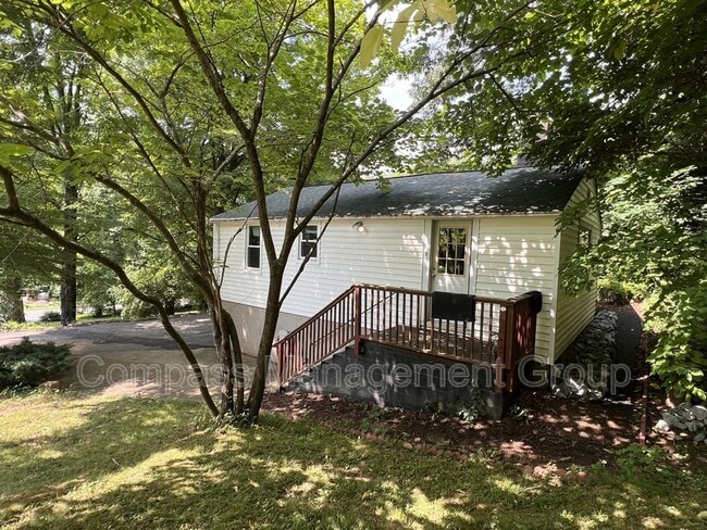 Building Photo - 3607 Boyds Bridge Pike