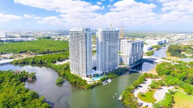 Building Photo - 16385 Biscayne Blvd