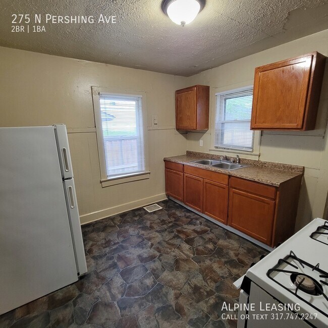 Foto del edificio - Westside 2BR House w/Storage Shed & Covere...