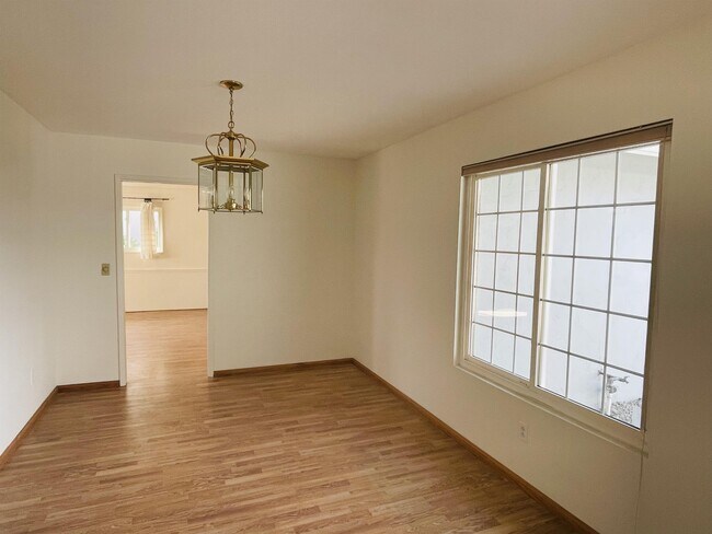 Building Photo - 5632 Lone Star Dr