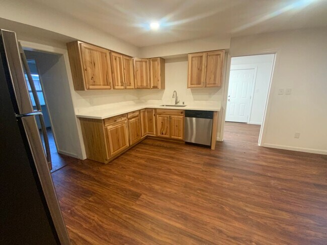 Foto del edificio - Beautiful Tacoma 4-Bedroom! Apply Today!