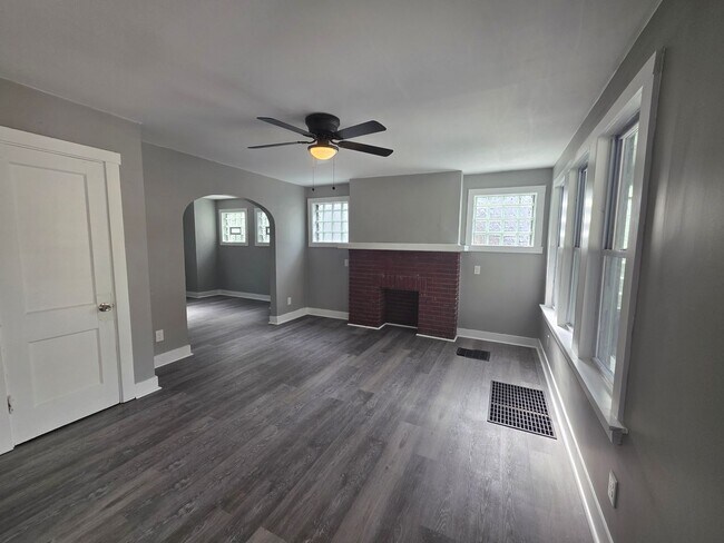 Foto del edificio - Newly updated 3 bedroom 1 bath house in Upper Hill!