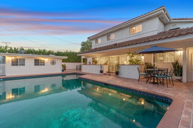 Foto del edificio - 4930 Biloxi Ave