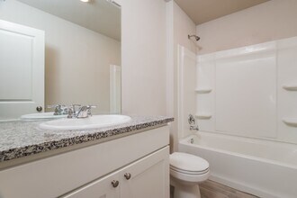 Building Photo - 5734 Leon Pl