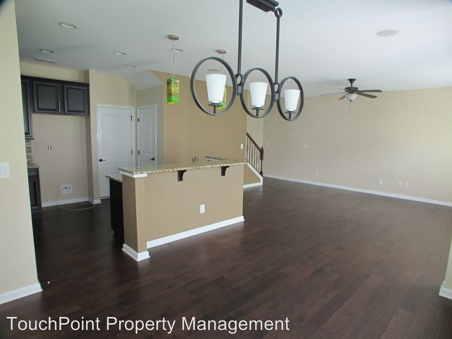 Building Photo - 3 br, 2.5 bath House - 16324 Magnolia Woods