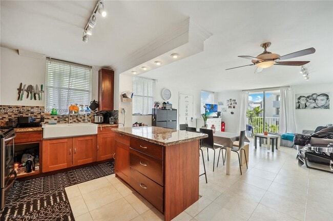 Photo - 1801 S Treasure Drive 421, North Bay Village, FL 33141 House