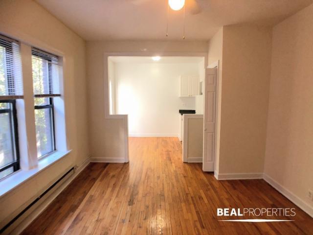 Building Photo - 1 bedroom in CHICAGO IL 60613