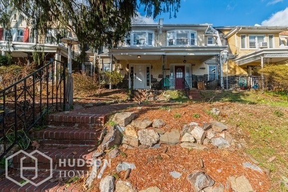 Primary Photo - 6617 Morris Park Rd
