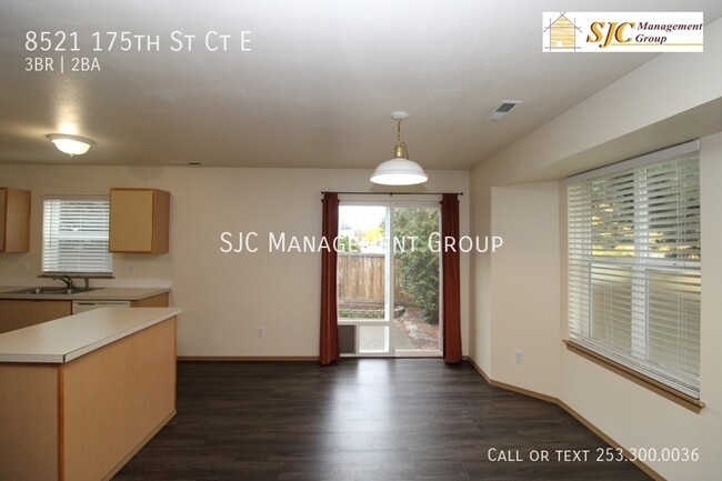 Foto del edificio - Three bedroom home in Puyallup for rent