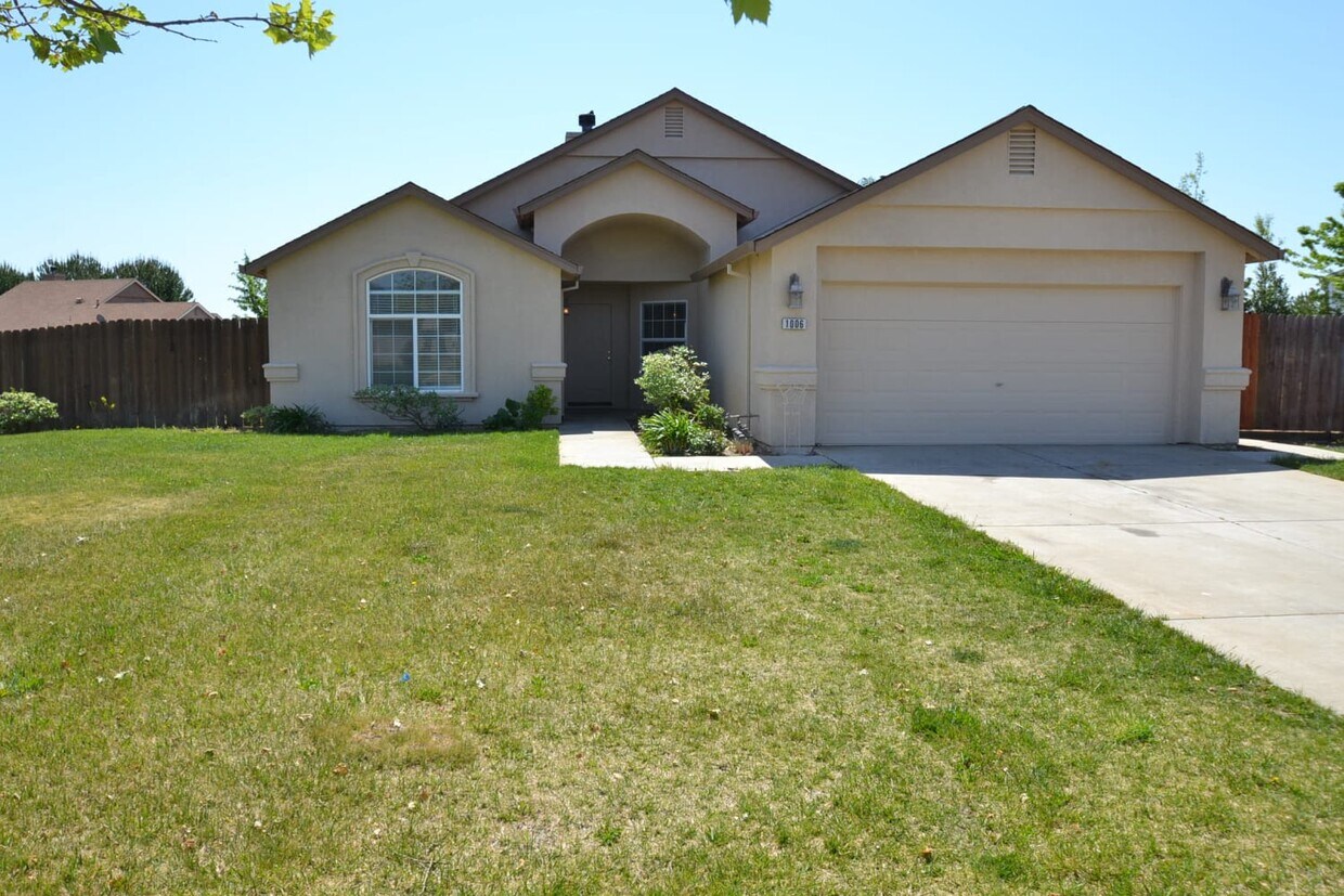 Primary Photo - 1006 Breakers Ct