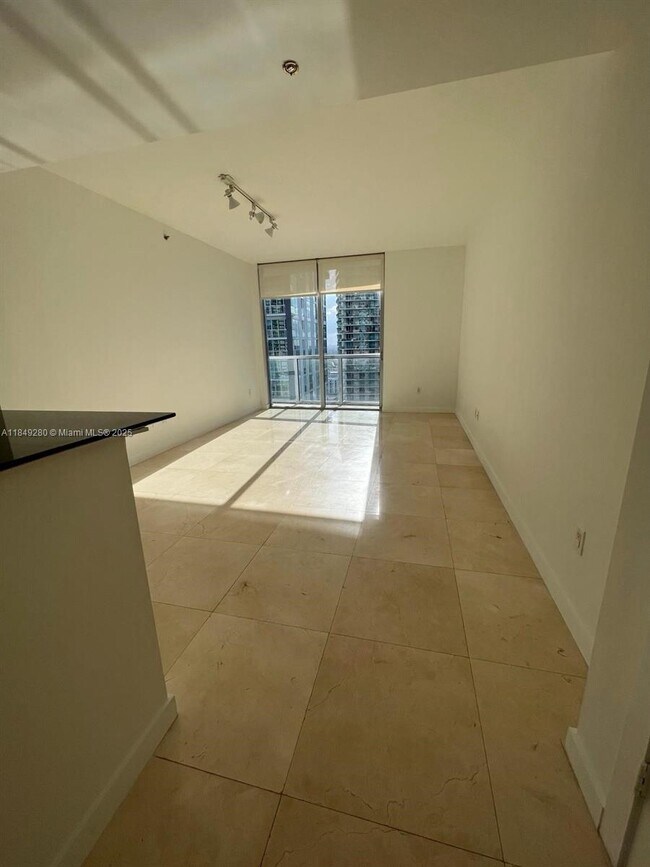 Foto del edificio - 1060 Brickell Ave