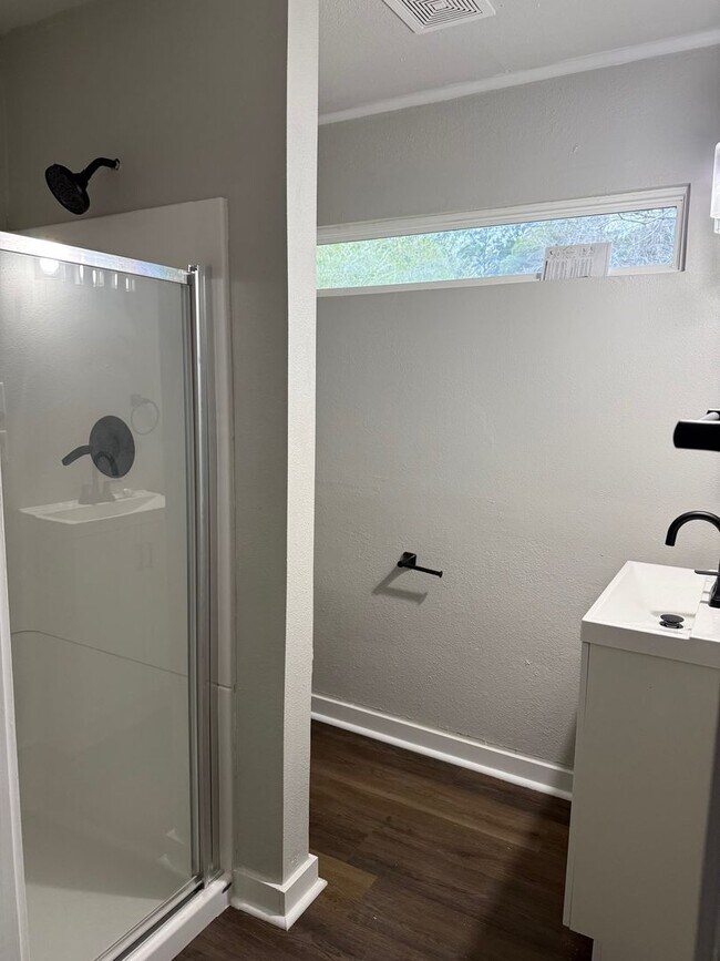 Foto del edificio - 3/3 HISD Fenced yard