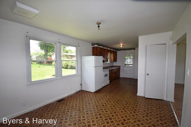 Building Photo - 3 br, 1 bath House - 1458 Paradise Hill Road