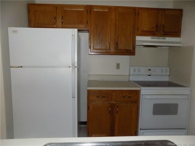 Building Photo - 112 Willow Springs