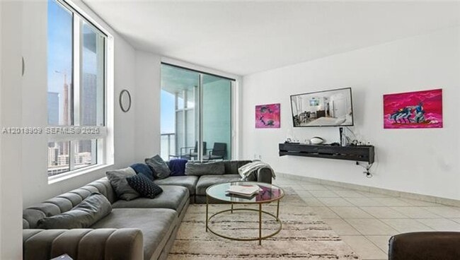 Photo - 1900 N Bayshore Dr Apartment