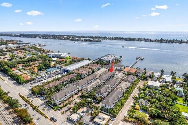 Building Photo - 636 Windward Cir N