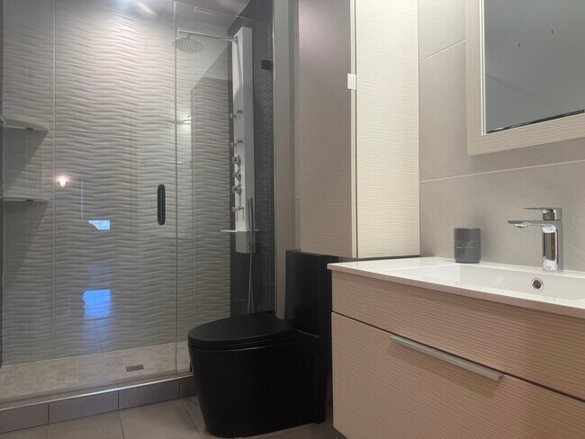 Foto del edificio - 2919 N Harlem Ave