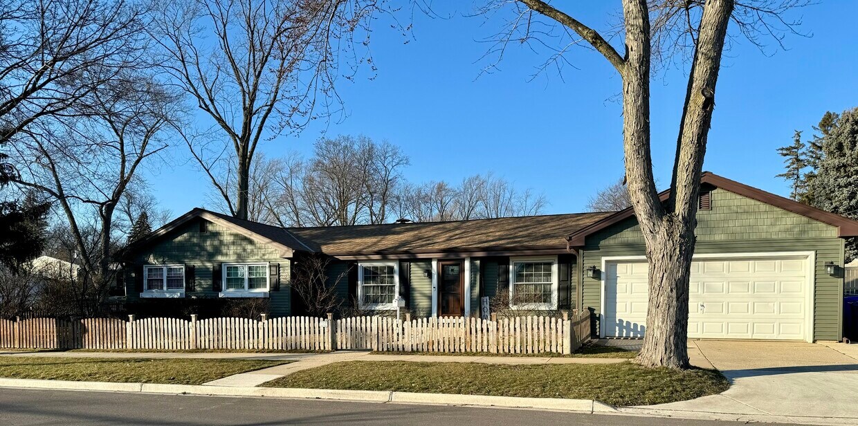 Foto principal - 1521 Childs St
