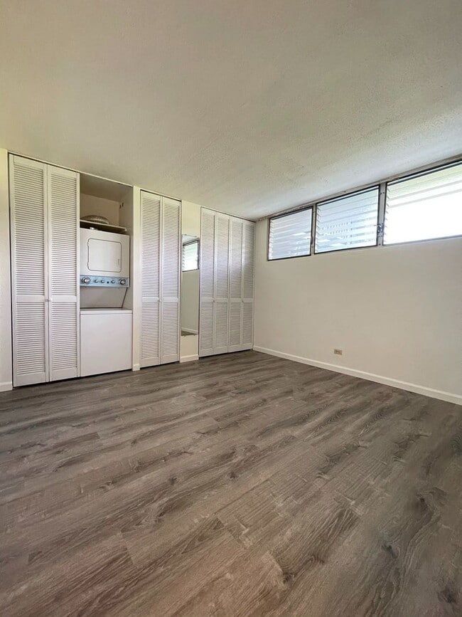 Photo - 1582 Apartment