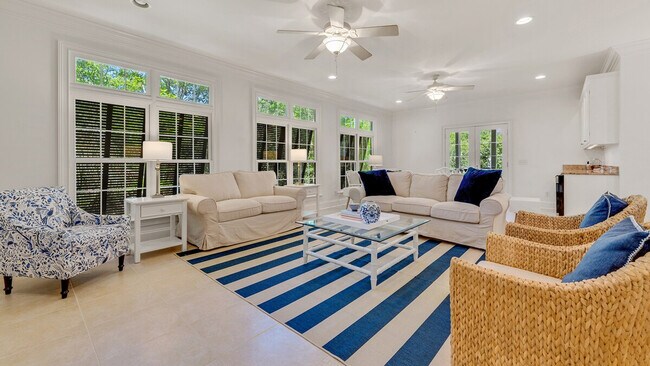 Building Photo - 94 Ballyhoo St