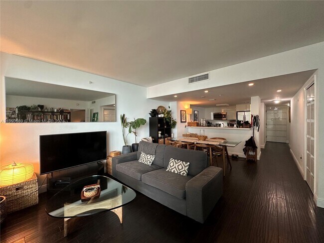 Foto del edificio - 1800 N Bayshore Dr