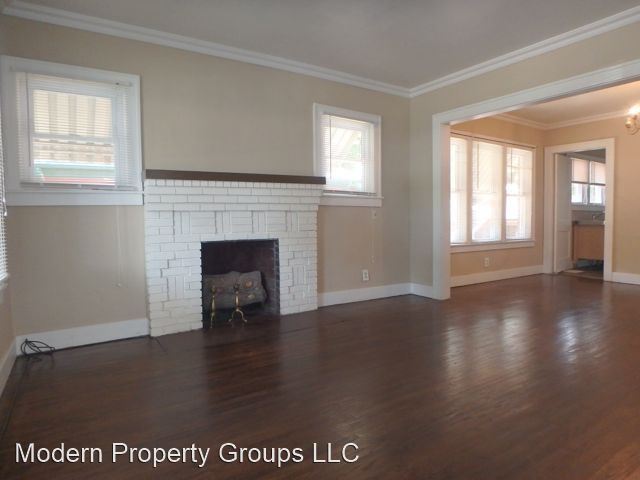 Building Photo - 2 br, 1 bath House - 1407 E. Walnut St.