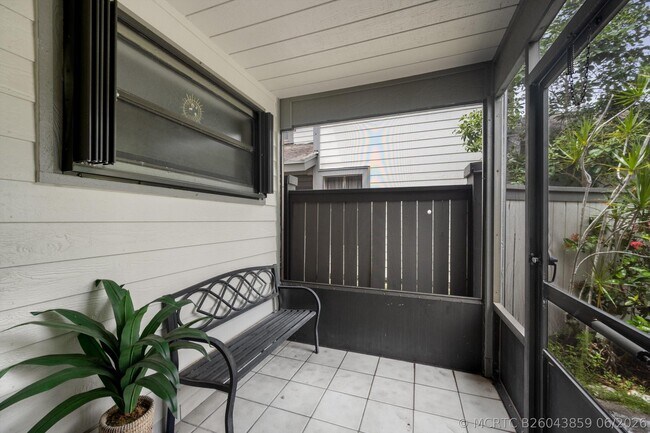 Building Photo - 2482 Bedford Mews Dr