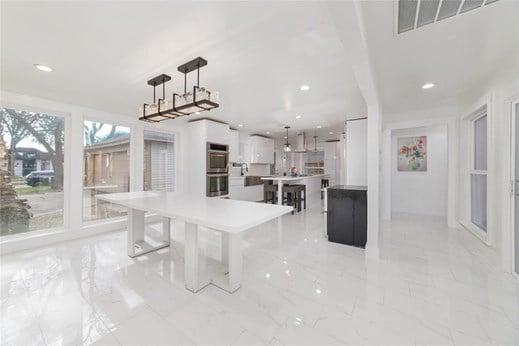 Photo - 15214 La Mancha Dr House