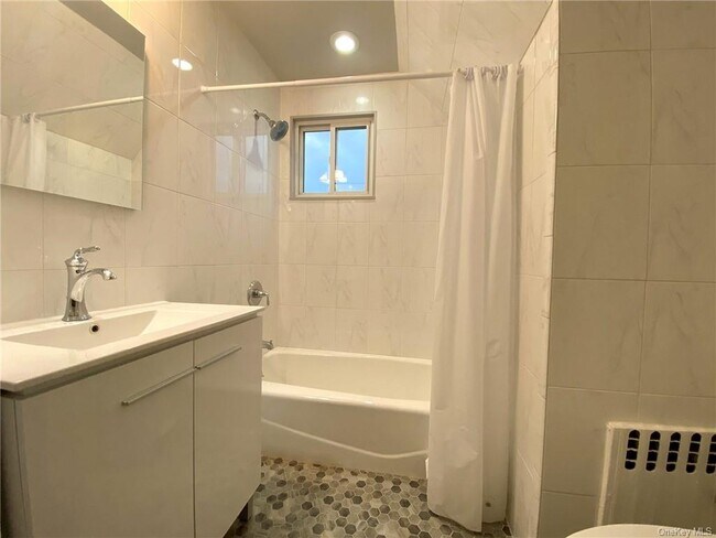 Foto del edificio - 31 Fairview Ave