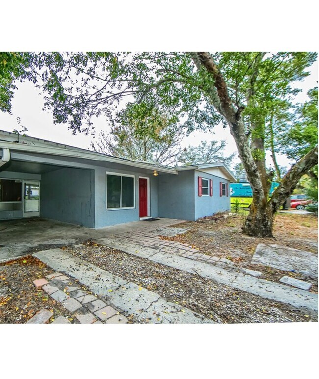 Foto del edificio - PRICE REDUCED!!!!!!Super Cute 3 Bedroom / 1 Bath Home For Rent In Casselberry