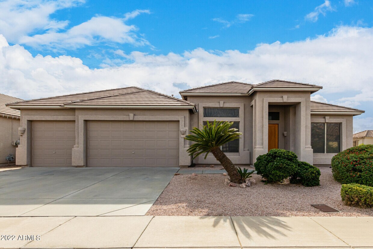 6545 W Misty Willow Ln, Glendale, AZ 85310 House Rental in Glendale