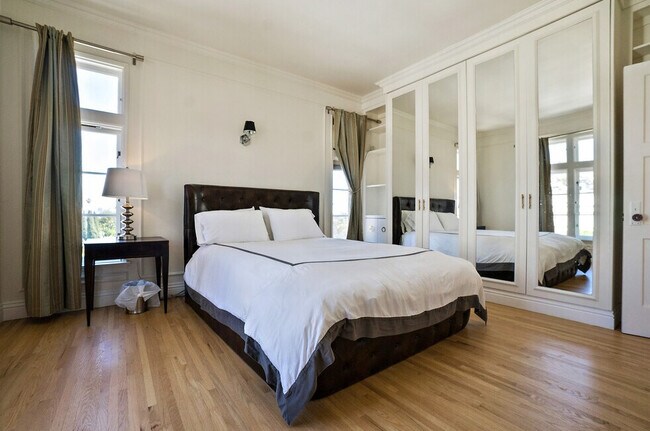 Dormitorio - The Savoy Plaza