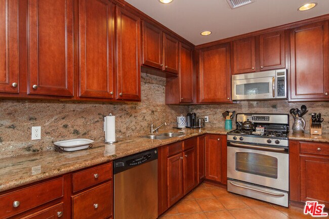 Foto del edificio - 855 Wilcox Ave