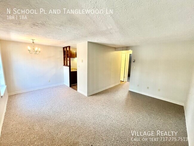 Foto del edificio - 323 N School Pl