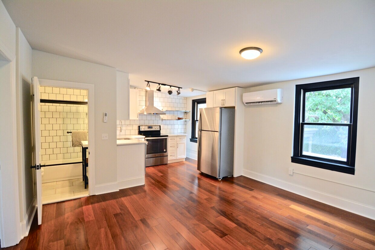 220 Bushkill Street, Unit 3 Third Floor Apartment for Rent in