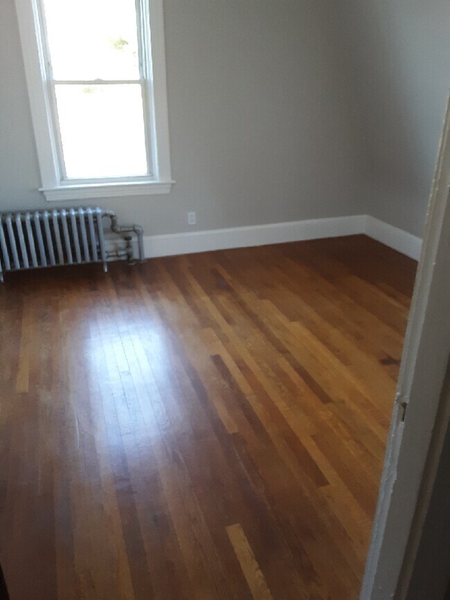 Foto del edificio - 3302 N Main St